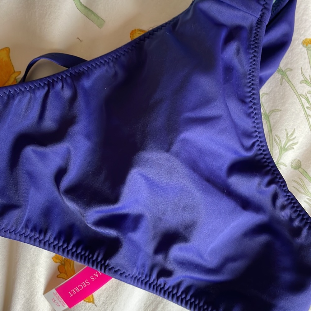 Bikini Bottom - Picture 3 of 3